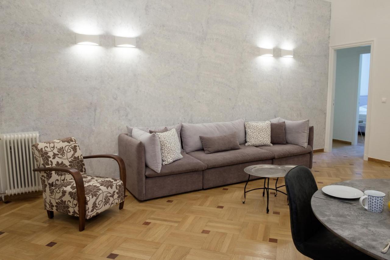 Luxury Three Bedroom In Kolonaki *